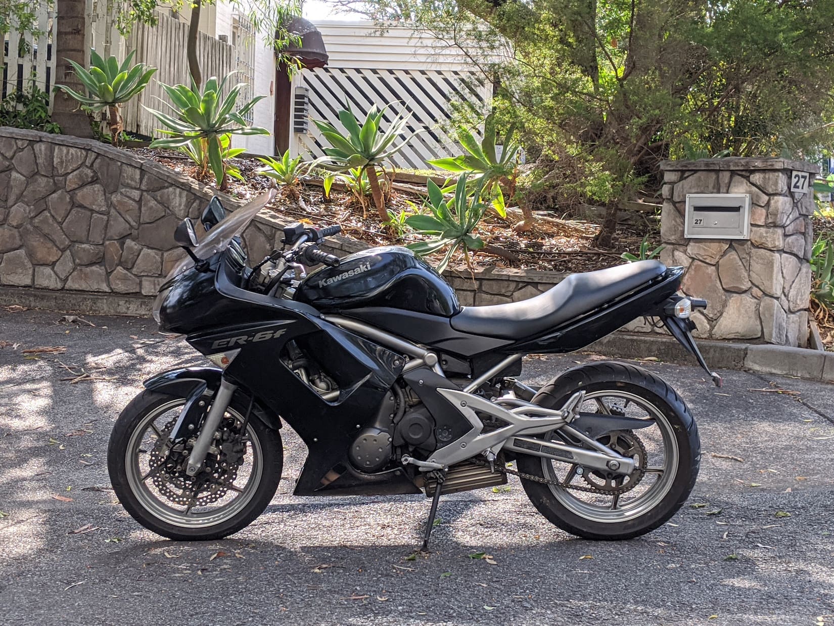 Black Kawasaki ER-6F Ninja 650 Side View